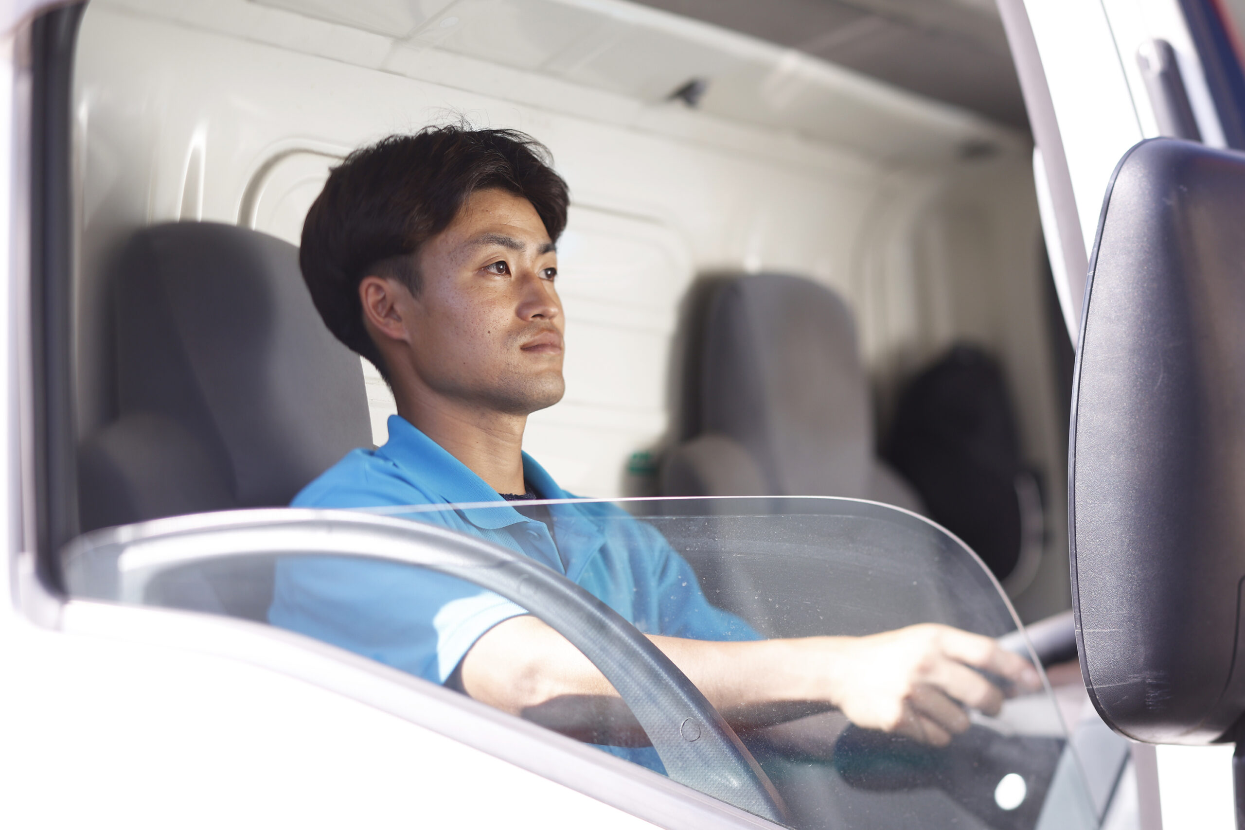 配送ドライバーという選択 ― 安定と成長が両立する大蔵屋商事グループで働く